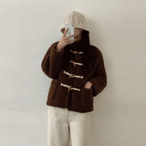 빈스 루즈핏 뽀글 떡볶이 코트 자켓 (2color) [아우터/루즈핏/누빔/양털/밍크퍼/퍼자켓/코트]