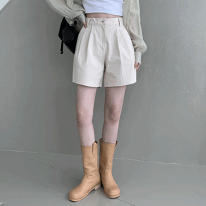 Berl High Waist Two-Pintuck Wide Shorts (4 colors) [Summer Guest Look / Seasonal Season / Picnic / Office Look / Rain Boots Coordination]