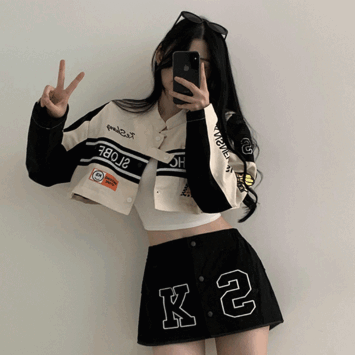[Removable two-piece] Rena Oversized-fit Embroidered Lettering Cropped Jacket + Miniskirt [y2k/Autumn Outer/Jacket/Two-piece/Unique]