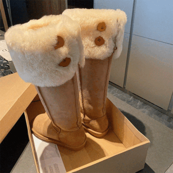 Deci Wool Ni&#039;Hi Button Ugg Boots [New Winter / Leather Boots / Lovely Look]