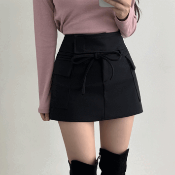 yaki Velcro Cargo Ribbon Wool Mini Skirt (2 colors) [Short girl/Lovely look/New winter/Winter Skirt]