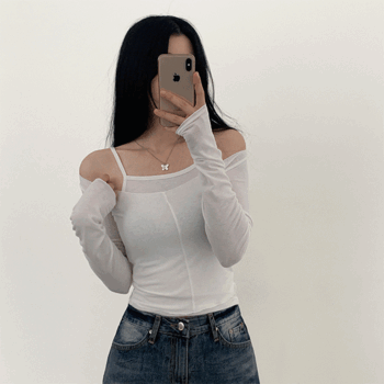 Rinoa slim incision off-shoulder long-sleeved tee + strap sleeveless set (3color) [two-piece/spring coordination/summer new/jeans coordination/campus look/newcomer]