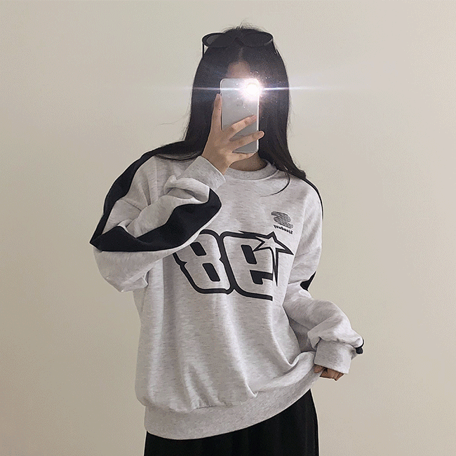 Palman Oversized Fit Coloring Star Number Sweatshirt (4 colors) [New Autumn / Autumn Sweatshirt / College Student Look]
